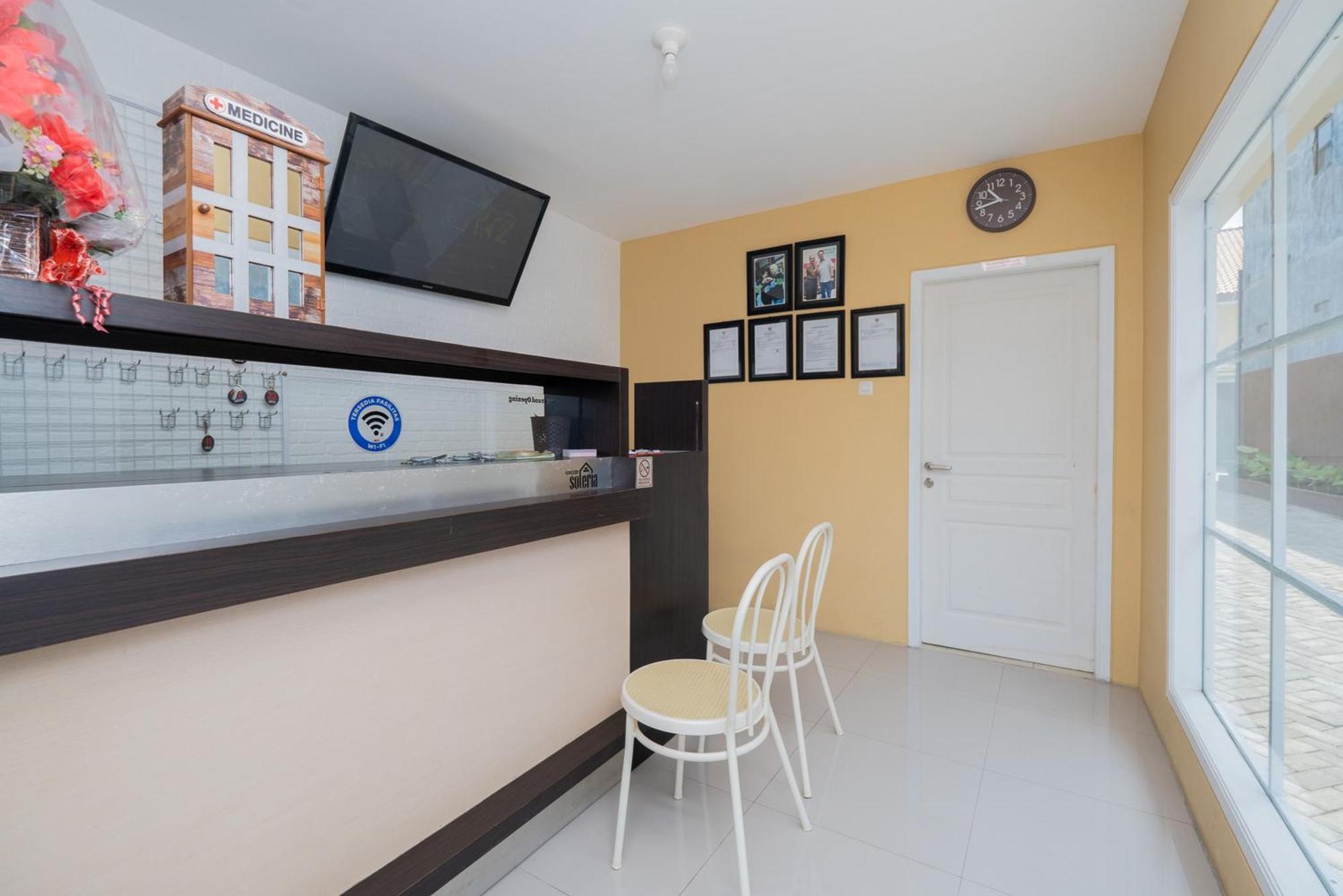 Reddoorz Syariah Near Rsud Dr Iskak Tulungagung Hotel Kedungwaru Luaran gambar