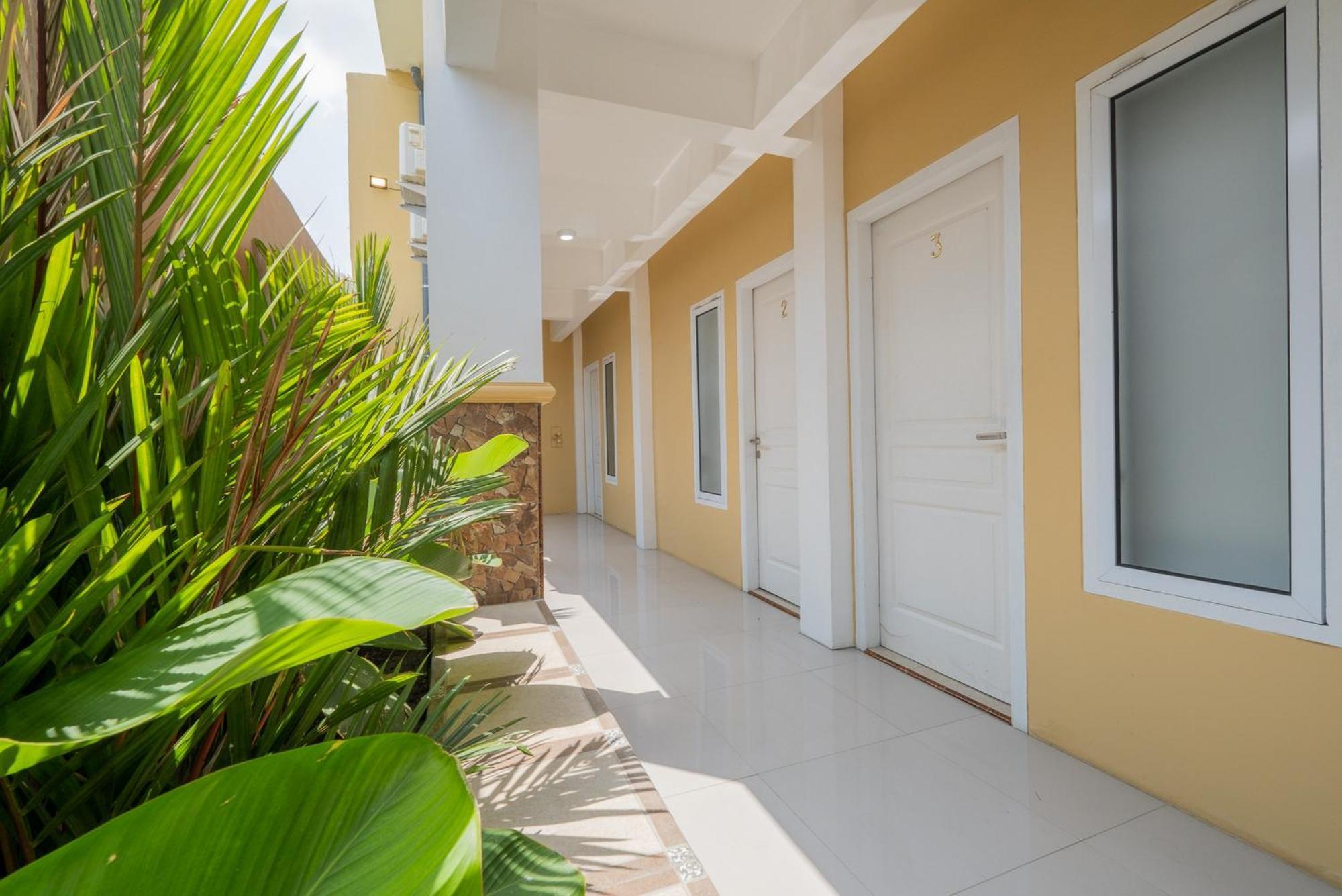 Reddoorz Syariah Near Rsud Dr Iskak Tulungagung Hotel Kedungwaru Luaran gambar