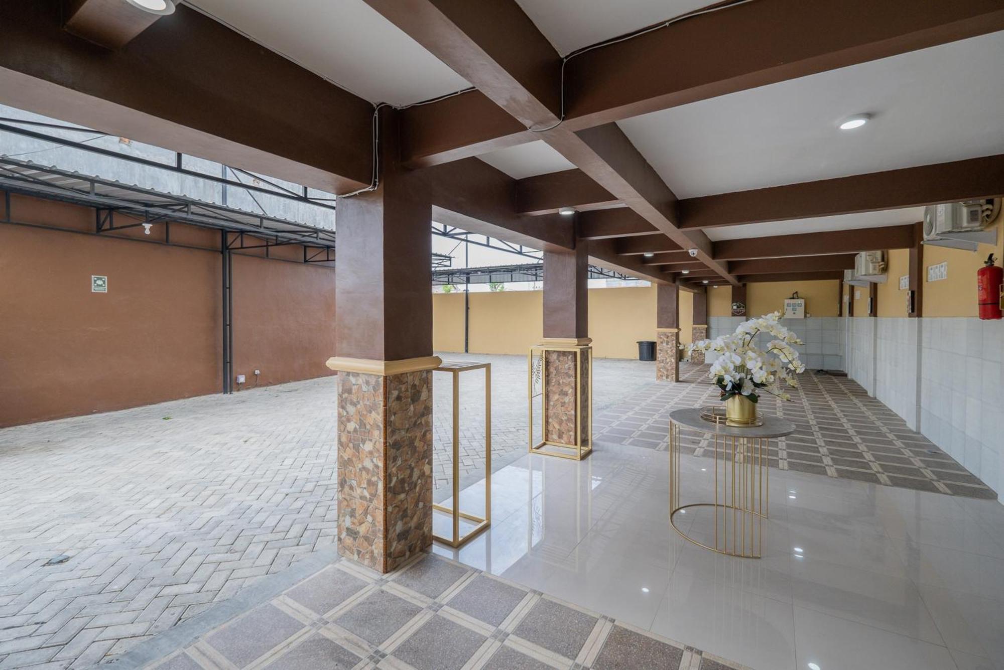 Reddoorz Syariah Near Rsud Dr Iskak Tulungagung Hotel Kedungwaru Luaran gambar